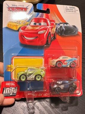 Mattel Disney Pixar Cars Mini Racers 2019